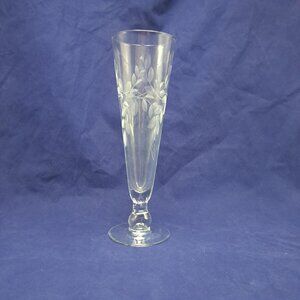 Etched Glass Pilsner Vase With Leaf Design